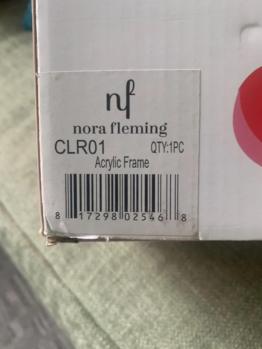 NIB--store display--Nora Fleming A-Nora-ble Scalloped Acrylic Frame